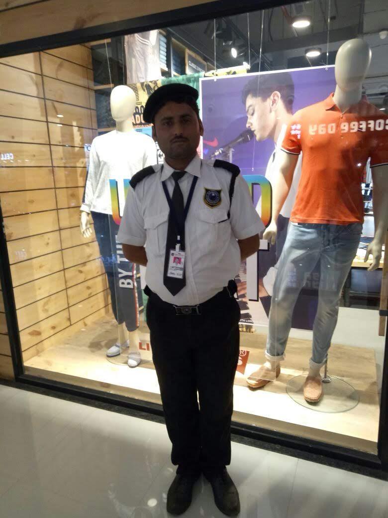 Executive protection detail